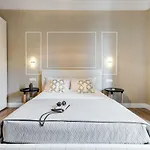 Repubblica Exclusive Apartment