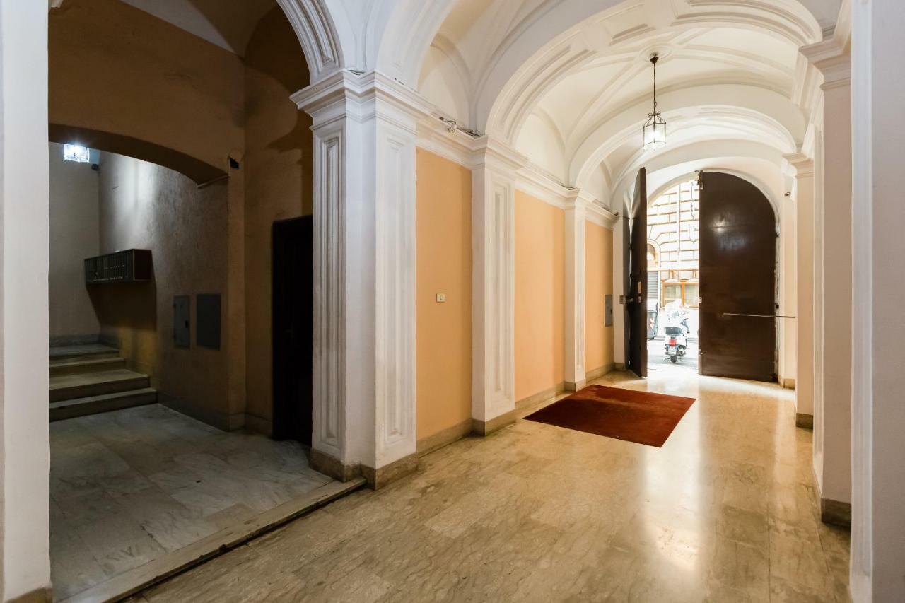 Repubblica Exclusive * Roma